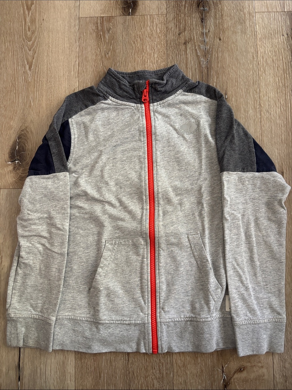 Roots Kids Light Grey Full-Zip Jacket with Zipper